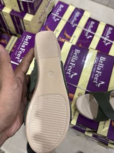 Bella Feet Wedge Sandals