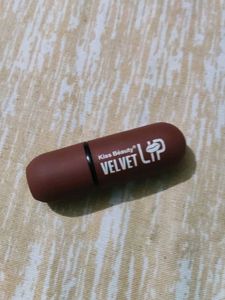 Kiss Beauty Velvet Lip Lipstick Nude Shade
