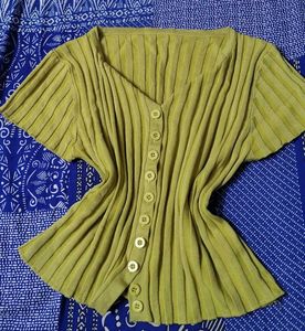 Ribbed Button-Up knit top