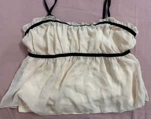 Chic Cream Tie-Strap femme top