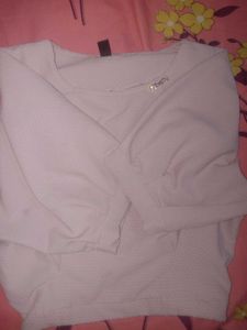 Chic Textured Pink Cropped Top