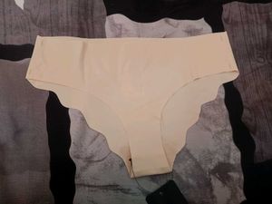 Seamless panty