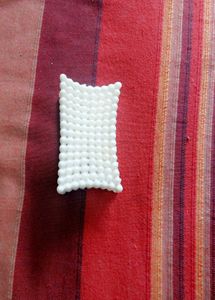 White Pearl Beautiful Clutcher