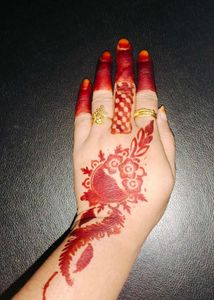 HENNA MEHNDI
