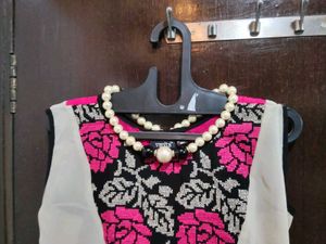 Elegant Ethnic Gown with Floral Embroidery