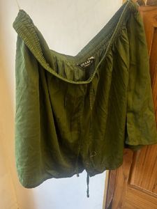 Stylish Olive Green short Pants