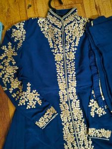 👑 Royal Blue Front-Slit Long Anarkali Suit Set.