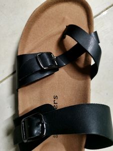 Briskers Black Flat