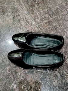 Classic Black Patent Ballerina heals