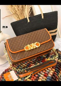 Micheal kors Slingbags