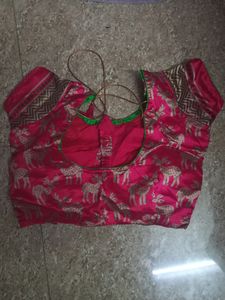 Sarees , Its New, Free Size, Stricted Blouse
