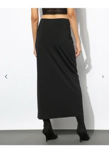 Chic Black Maxi Skirt with Side Slit