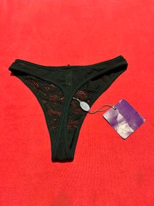 VE.NU.S Lace Thong
