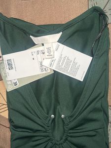 Elegant Green V-Neck Top
