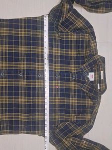 Levi's Men's Plaid Slim Fit Shirt of 1
