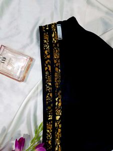 🇳🇿💫🎀Stylish Black Briefs with Gold Trim