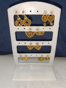 🆕 Daimand Earings ( 6 - Pair )
