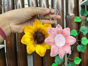 Cute Flower Keychains (Set of 2)