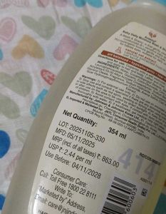 Aveeno Baby Daily Moisture Wash &amp; Shampoo