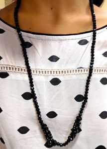 Elegant Black Beaded Necklace