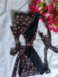 Cute Floral Print Bikini Top