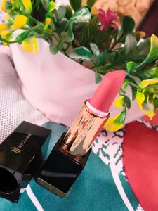 MyGlamm Manish Malhotra Soft Matte Lipstick - Pink