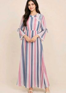 Chic Striped Maxi Dress with Cold Shoulder