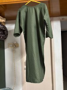 🆕 Elegant Green Embellished Kurta