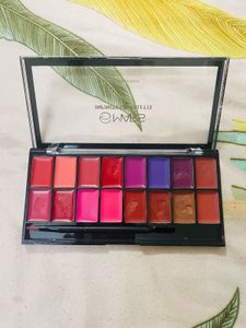 Mars Infinity Lip Palette