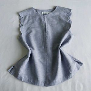 Light Blue Scalloped Sleeve LinenTop🍇
