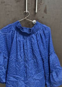 Chic Blue Textured Top
