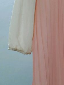 Chic Pleated Pastel Dress
