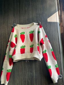 carrot sweater with maybelline lipstick