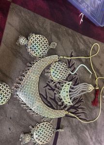 choker set