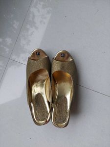 Sparkling Gold Wedge Sandals