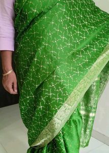 Elegant Green Silk Saree with Intricate Motifs