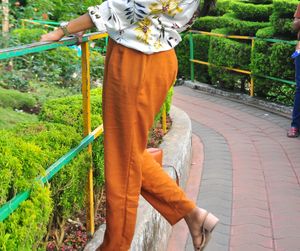 Straight Pant In Rust Colour