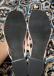 Sandal