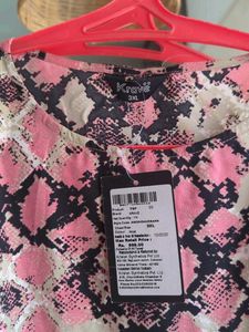 Stylish Pink Snake Print Top