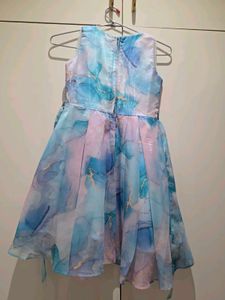 Girls party dress