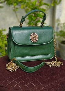 Chic Green Handbag with Embellishment