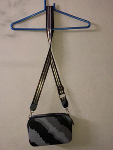 striped sling Bag