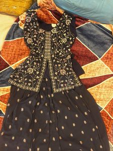 Embroidered Navy Blue Kurta Set
