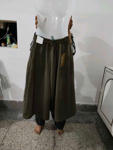 GU Olive Green Pleated Divider Skirt