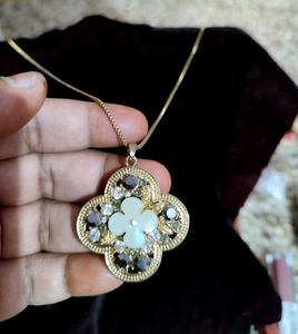 Sparkling Crystal Necklace Set