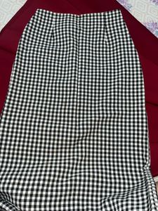 Classic Gingham Print Midi Skirt