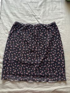 Cute Floral Mesh Mini Skirt