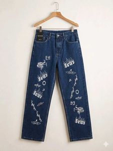 branded streight Blue Denim Jeans