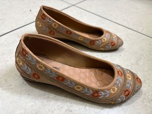 Embroidered Ballet Flats for Women