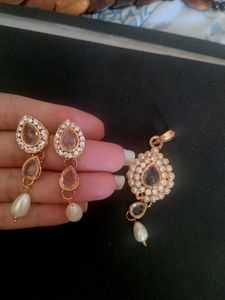 Elegant Pendant &amp; Earring Set